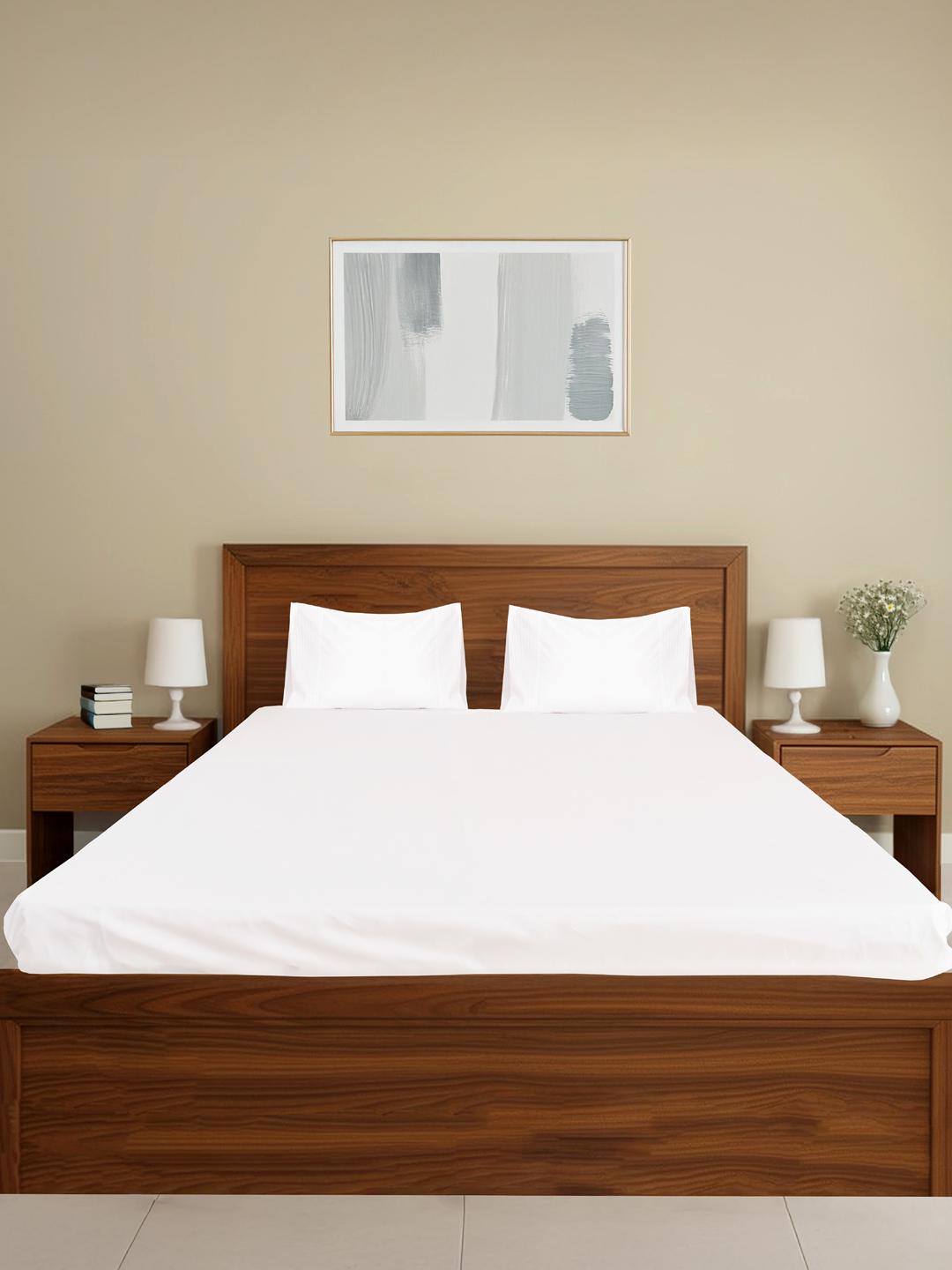 Pintuck on White Percale, 300 TC Bedsheet Set