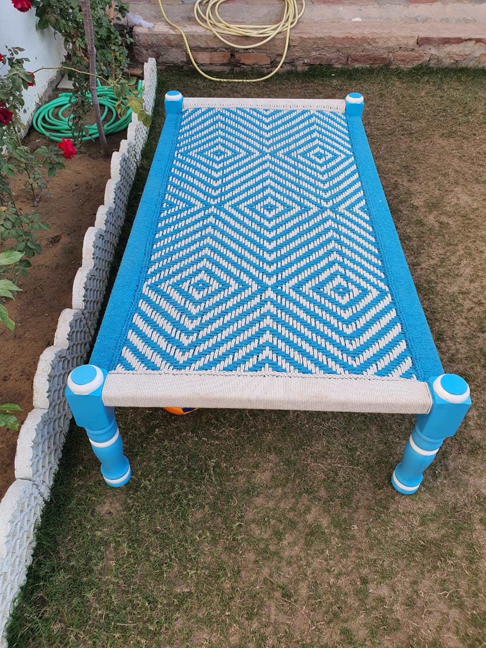 INDIAN HANDWOVEN WHOLE ROPE CHARPAI