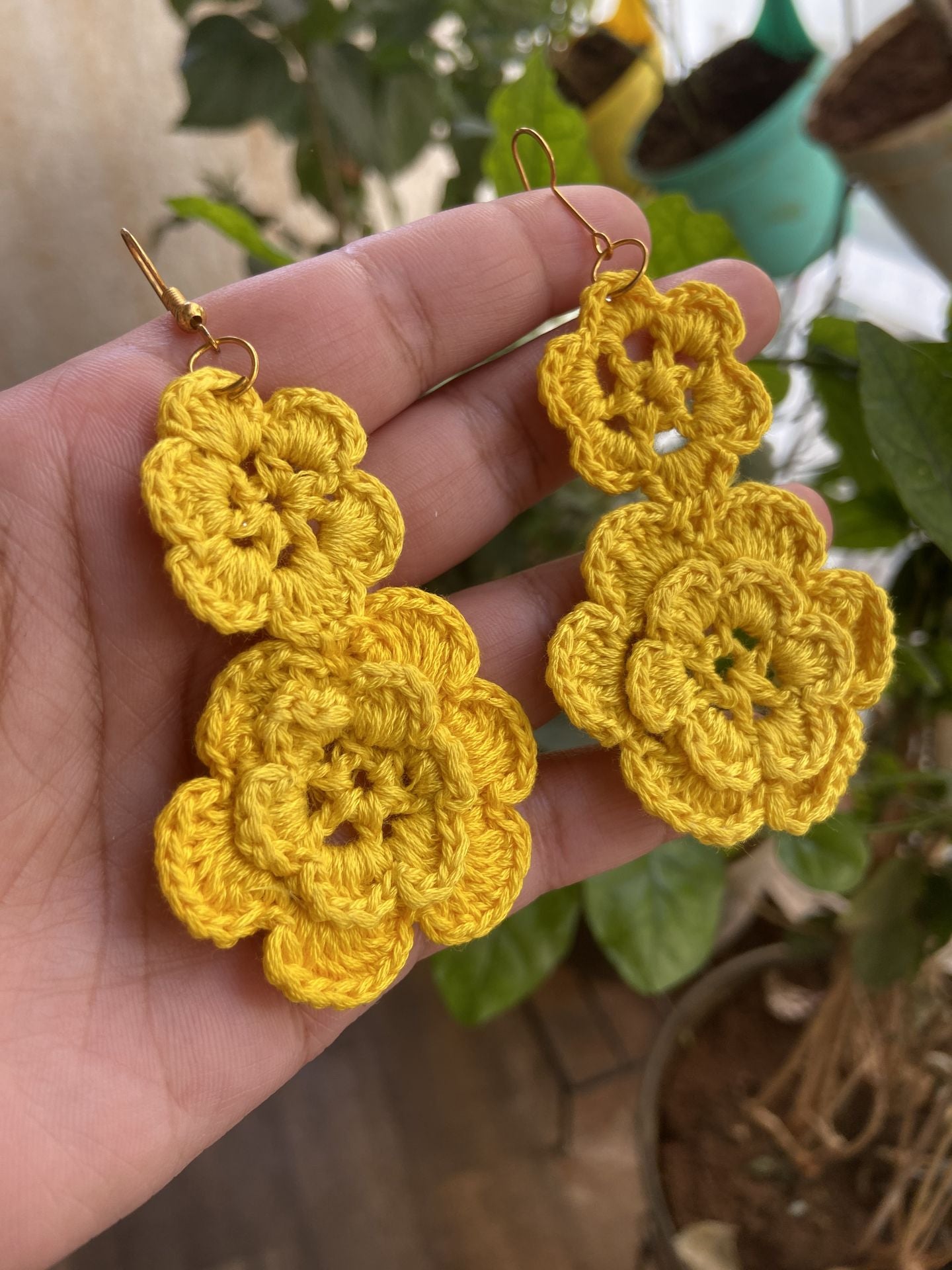 Laadli Handmades- Daffodil