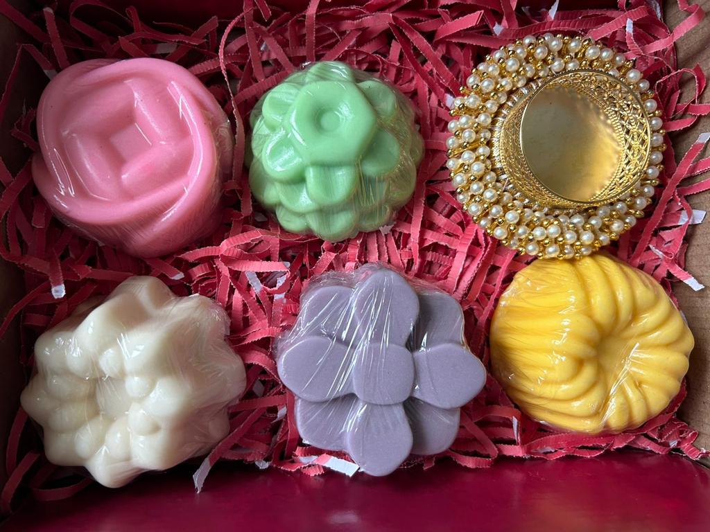 Kanha Creation Diwali Soap Hampers