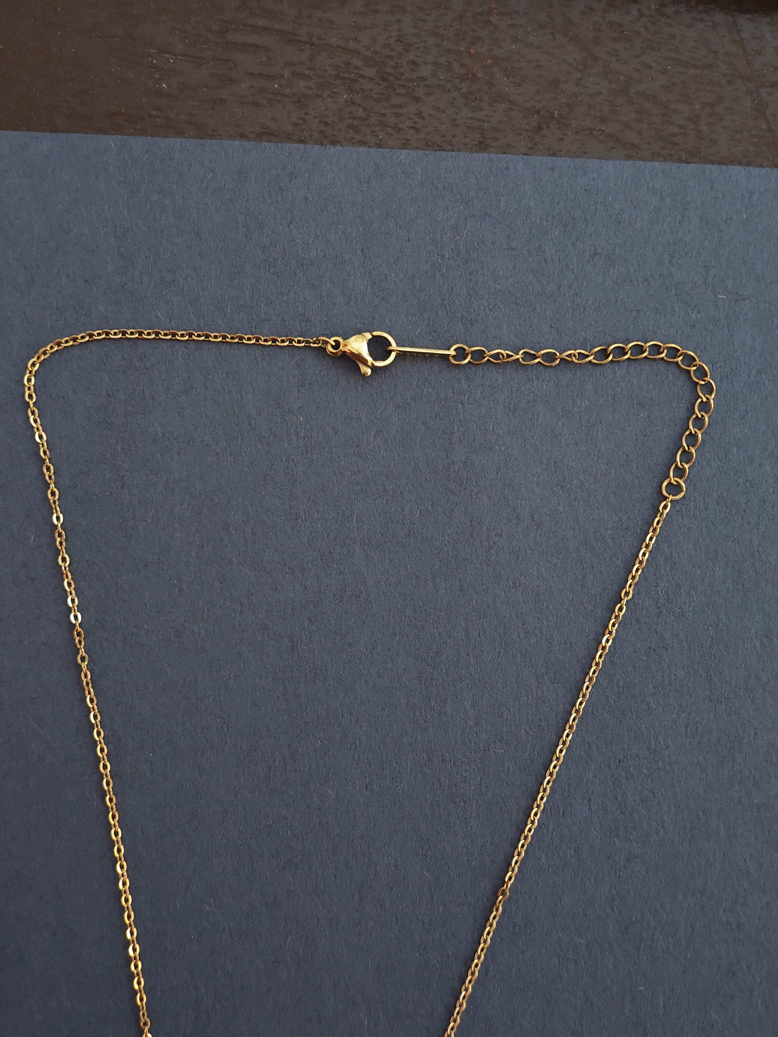 BeYoou.Bling Anti-Tarnish Waterproof Stainless Steel Minimalist Oval Pendant Necklace for Women