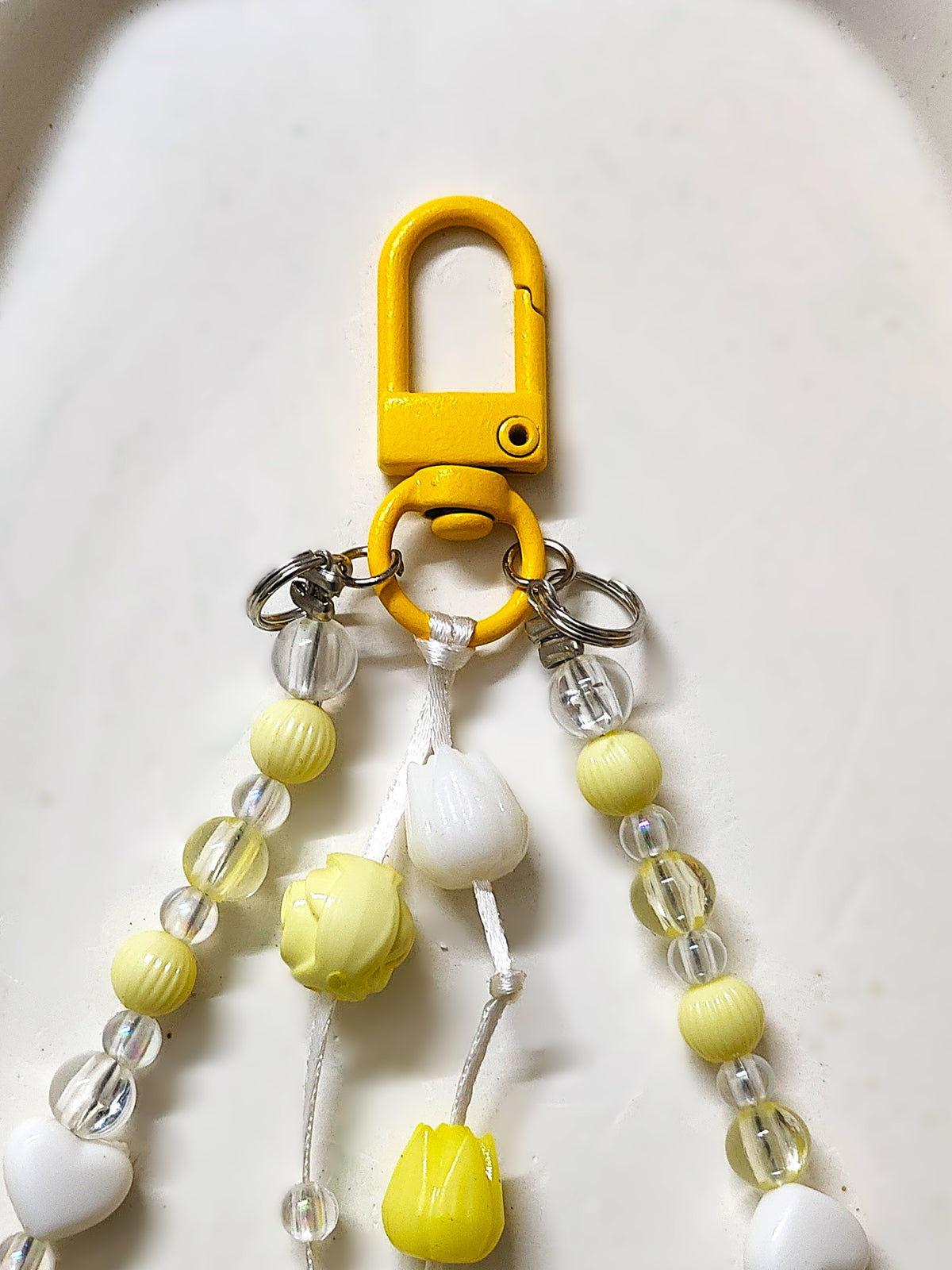 BeYoou.Bling Handcrafted Yellow Daisy & Heart Beaded Wristlet Keychain & Phone Tag, Safety Tag