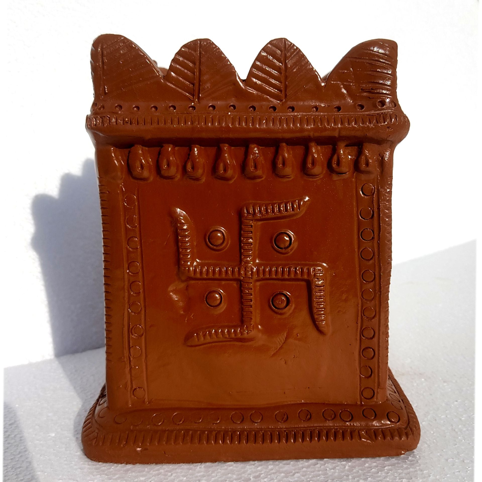 Tulsi pot planter Terracotta HandmadeTulsi gamla/POT/PLANTER SIZE-MEDIUM/ medium - hfnl!fe