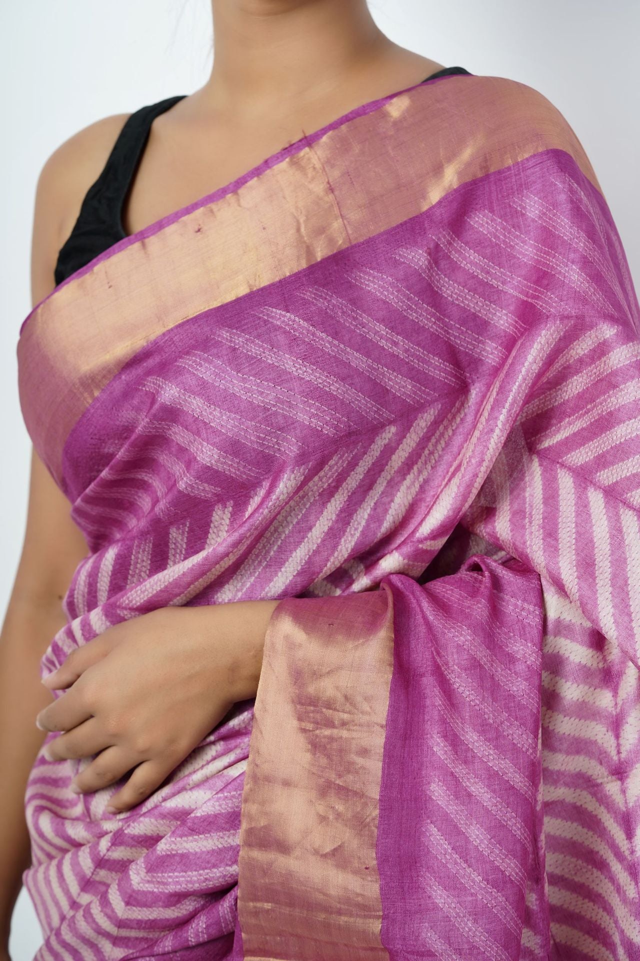 Magenta Pure Tussar Silk Shibori Saree - hfnl!fe