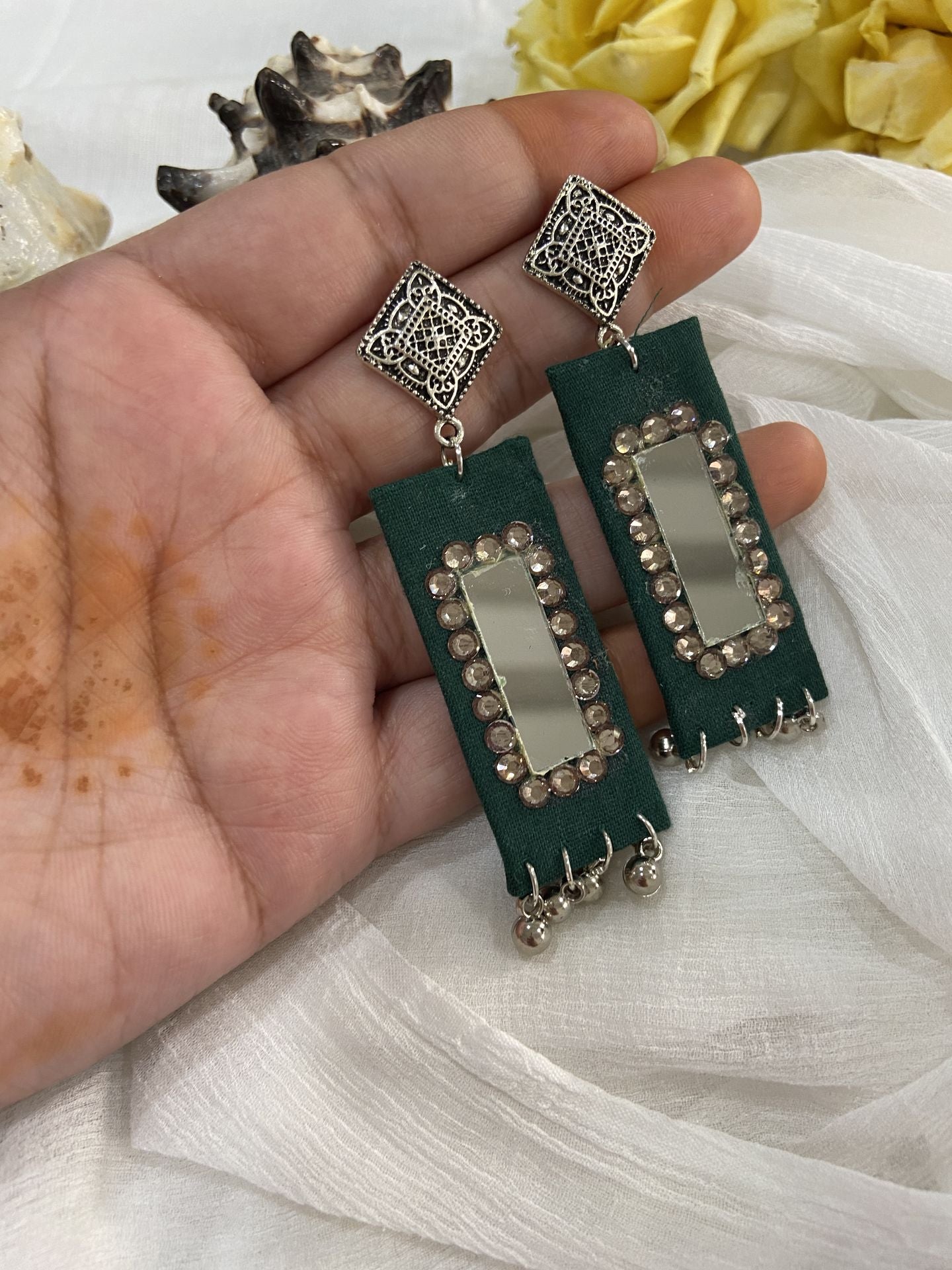 Laadli Handmade- Jaya- Mirror Handmade Earrings