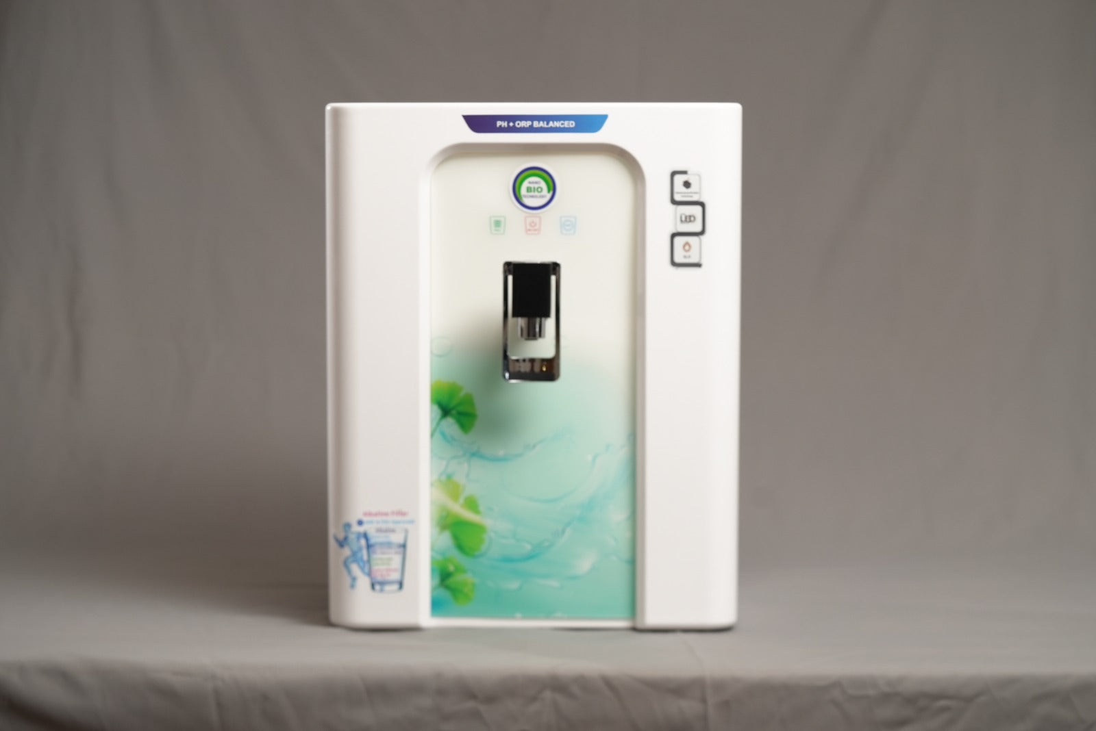 Heartyculture's Smart white Luxury - Wall Mounted Antioxidant Alkaline Water Filter