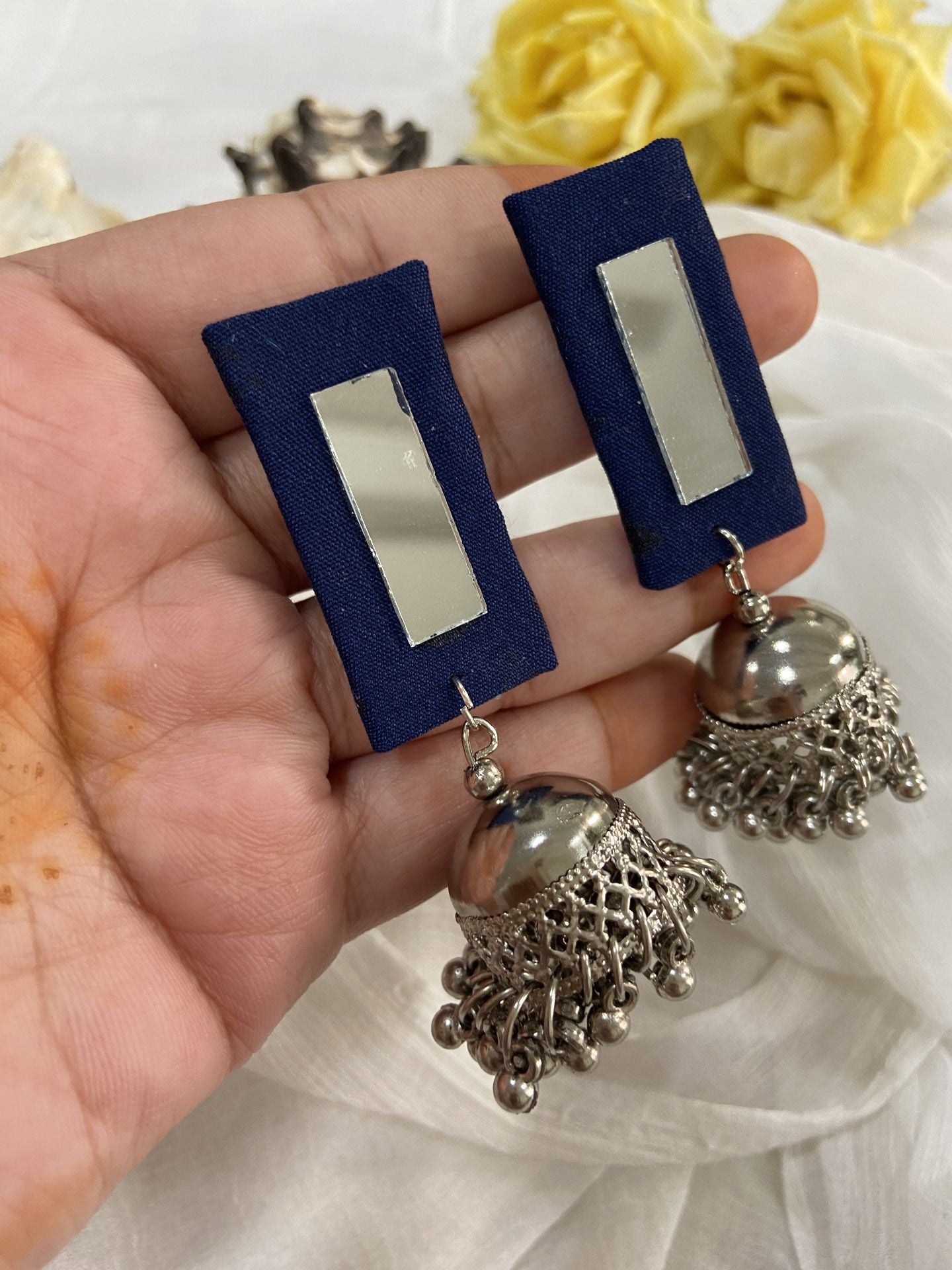 Laadli Handmade- Mansha- Mirror Handmade Earrings