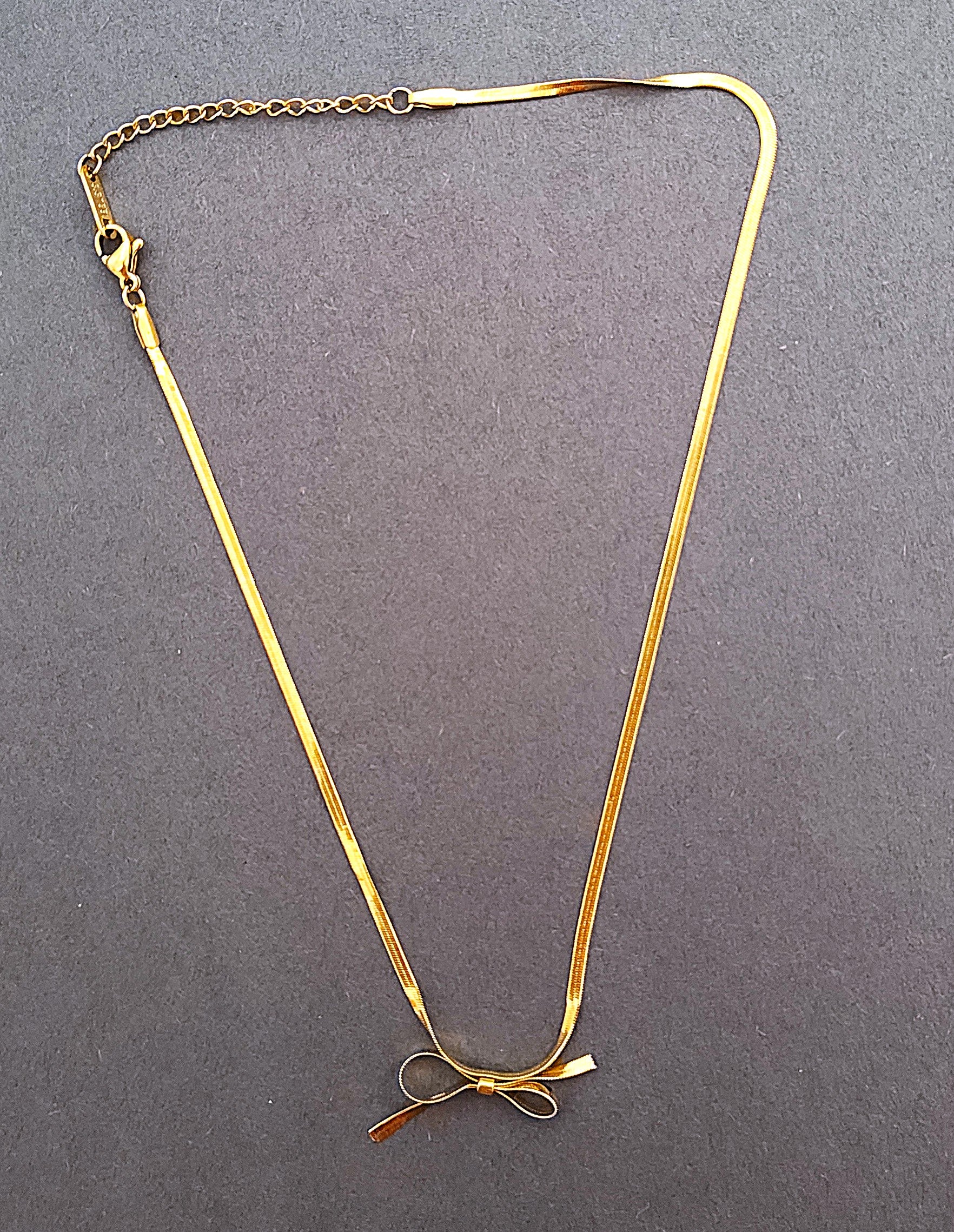 BeYoou.Bling Anti-Tarnish Waterproof Stainless Steel Elegant Bow Choker/Necklace for Women