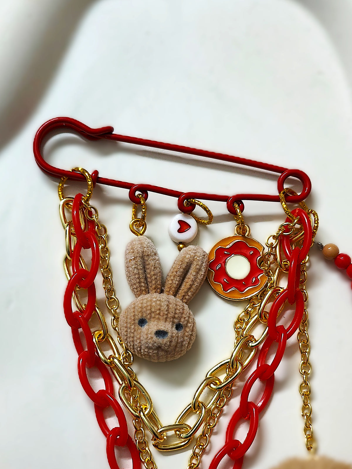 BeYoou.Bling kawaii Handcrafted Cute Flocked Bunny Safety Pin Brooch, kilt pin