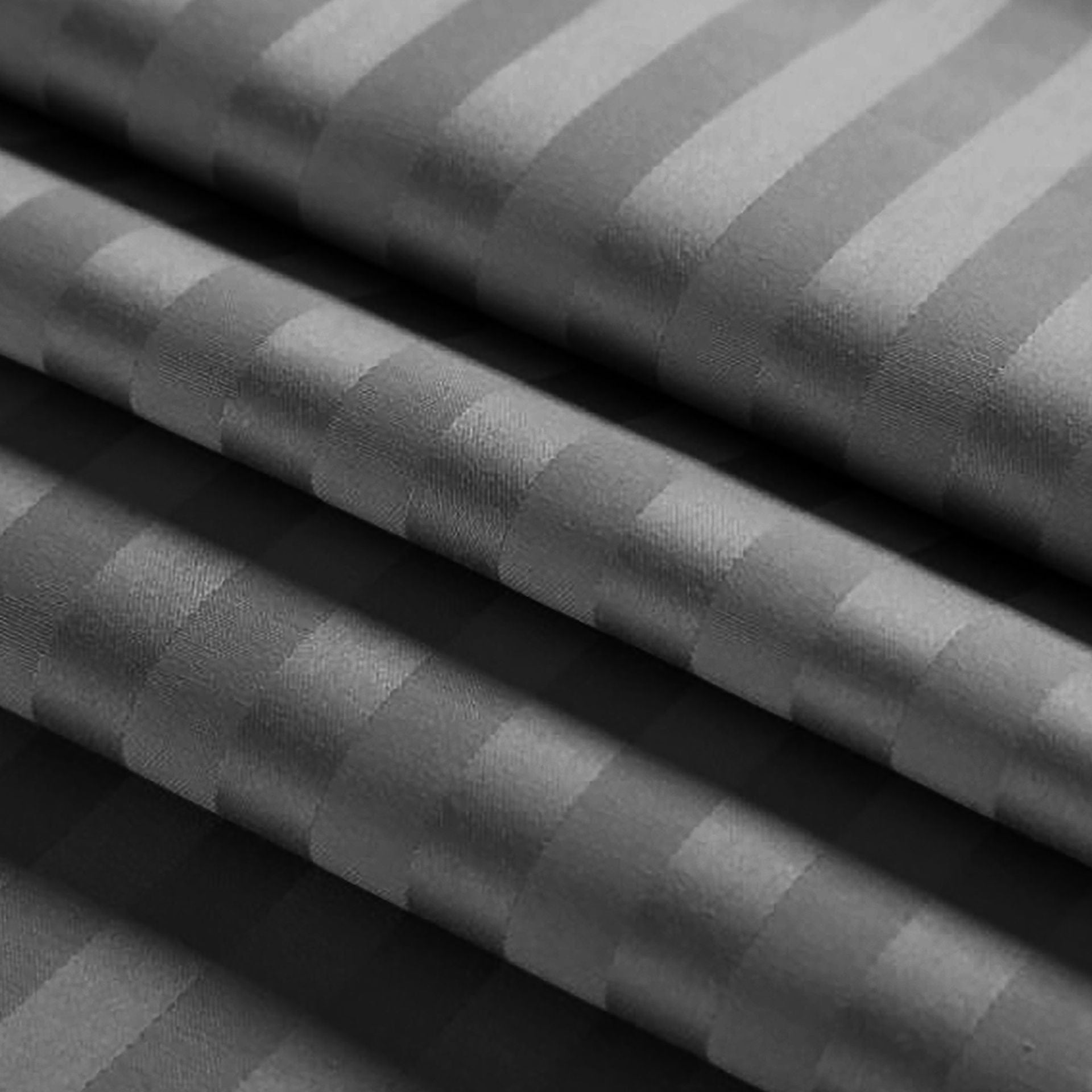 Swaas Antimicrobial 300TC Sateen Striped Grey Bedsheet Set - hfnl!fe